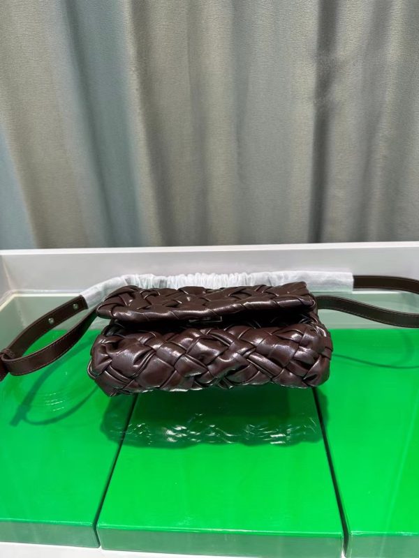 Summer Handmade Cowhide Crossbody Bag